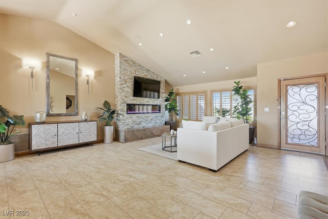 9101 Villa Ridge Drive