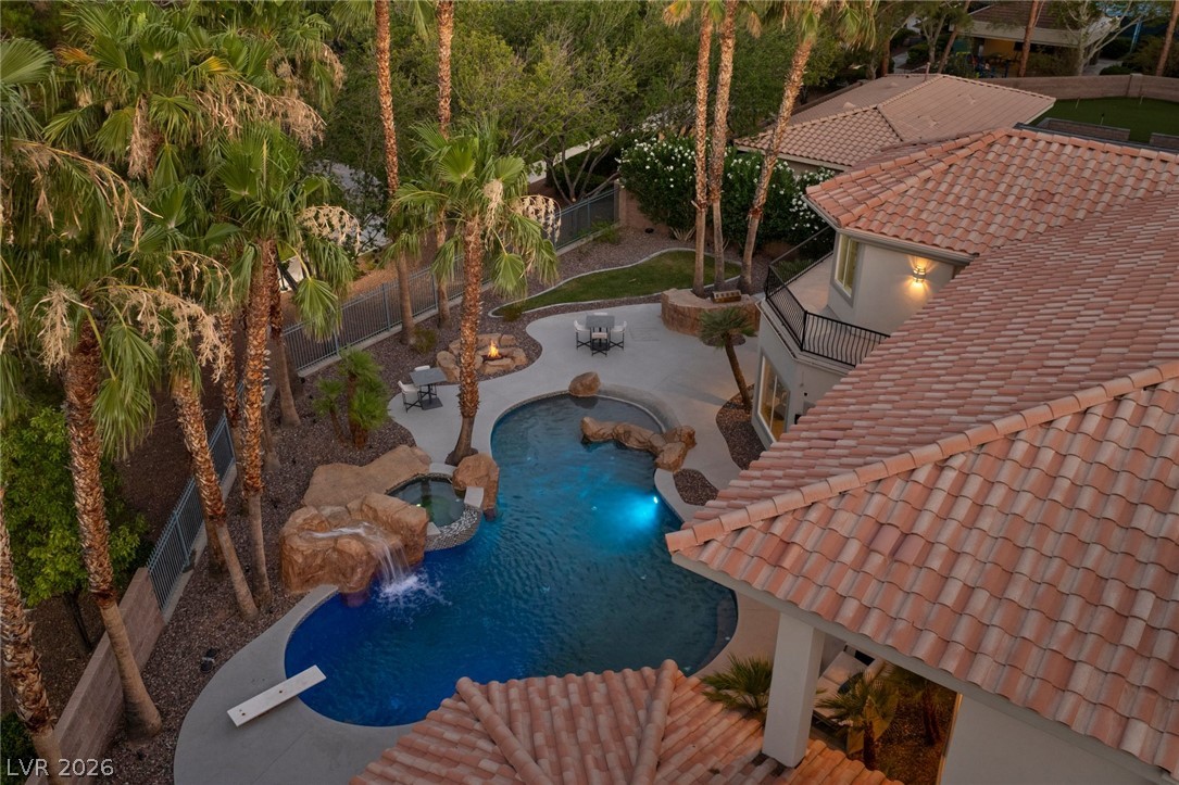1912 Redbird Drive