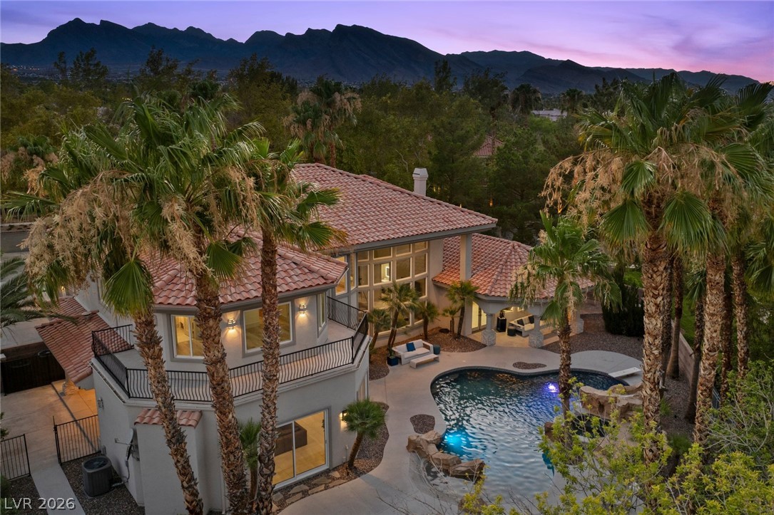 1912 Redbird Drive