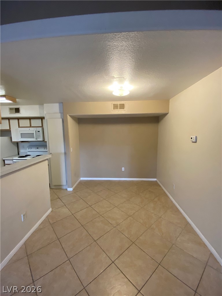 2300 E Silverado Ranch Boulevard 2032