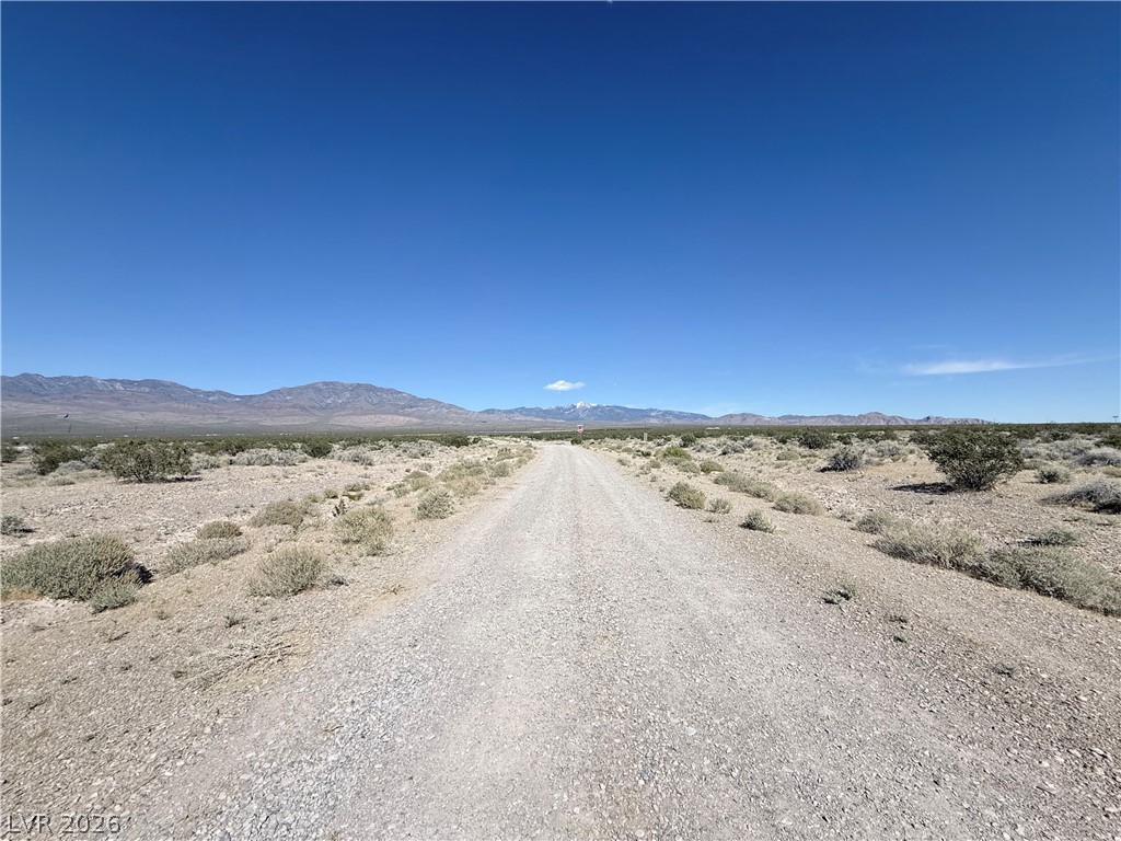 1221 E Monoplane Place