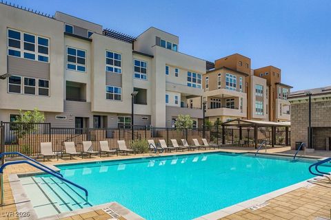 Townhouse For Sale - 2507 Silent View Avenue<br/> Clark County, Henderson, NV 89044