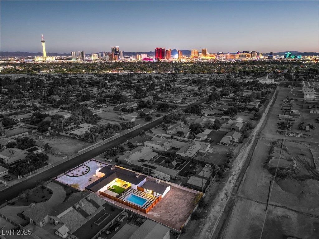 Photo of 644 Lacy Lane, Las Vegas, NV 89107 (MLS # 2741034)