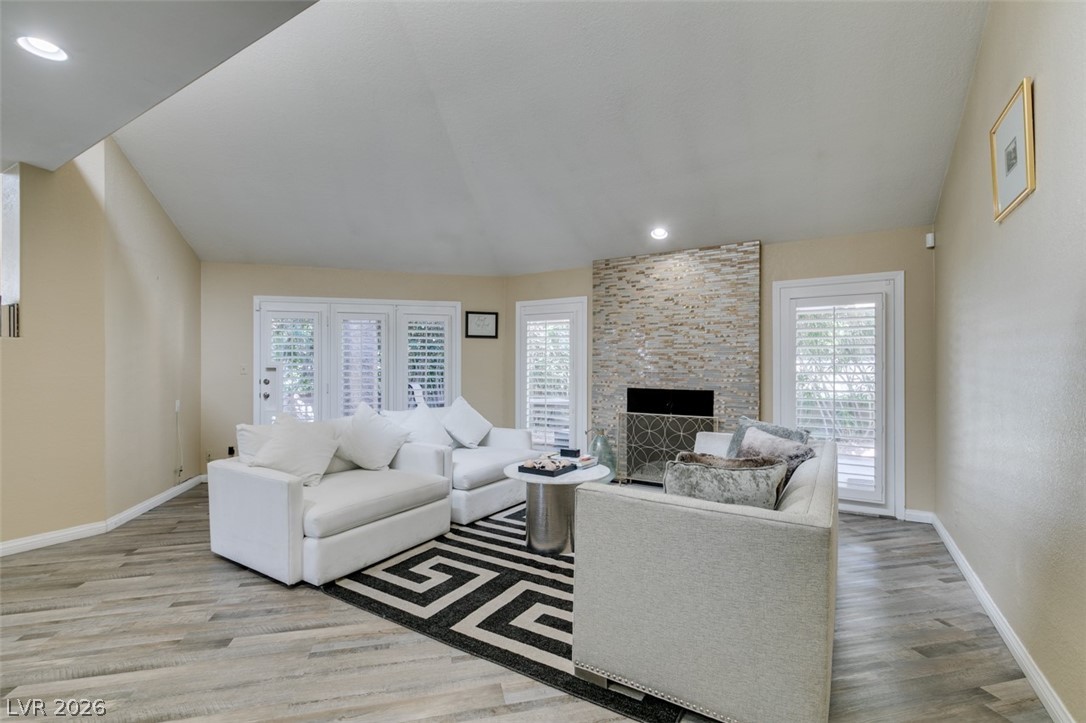 7217 Mission Hills Drive