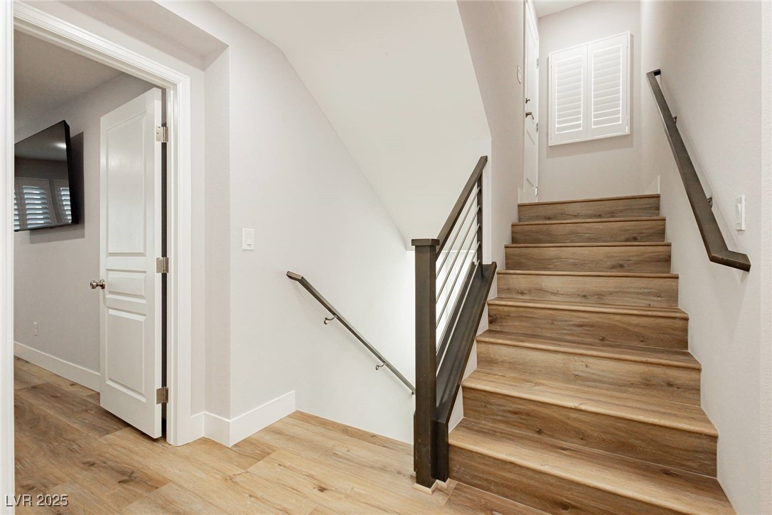 Las Vegas, Nevada 89113, United States, 3 Bedrooms Bedrooms, ,3 BathroomsBathrooms,Residential,Active,129472