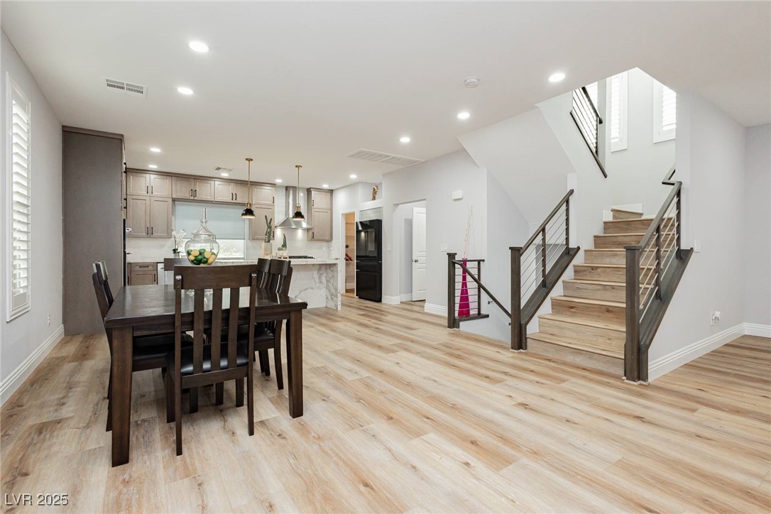 Las Vegas, Nevada 89113, United States, 3 Bedrooms Bedrooms, ,3 BathroomsBathrooms,Residential,Active,129472