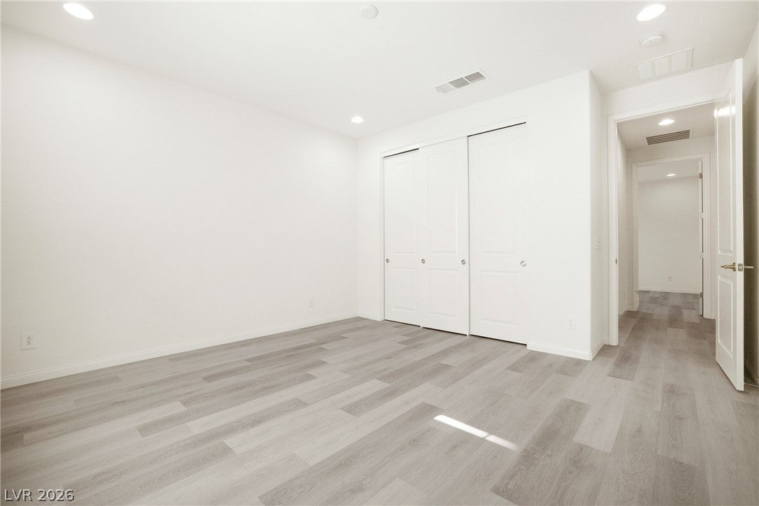 4732 Amazing View Street