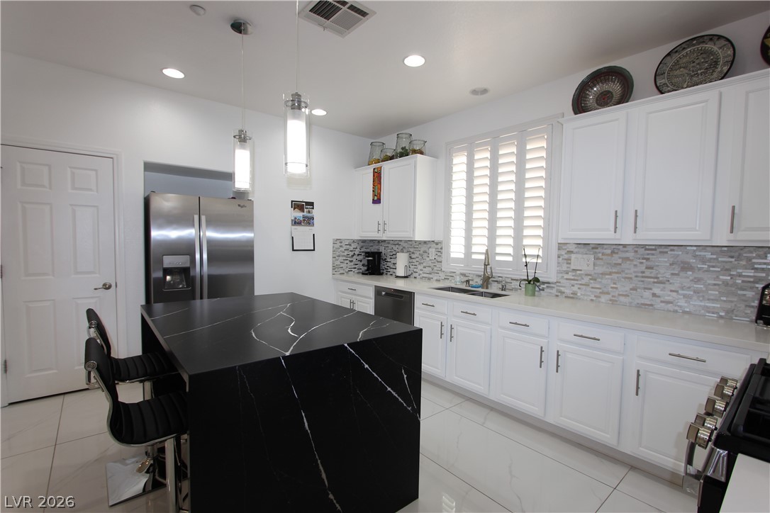 3133 Nevelson Walk