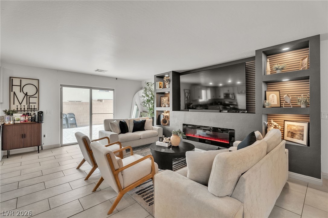 6929 Noche Calida Street