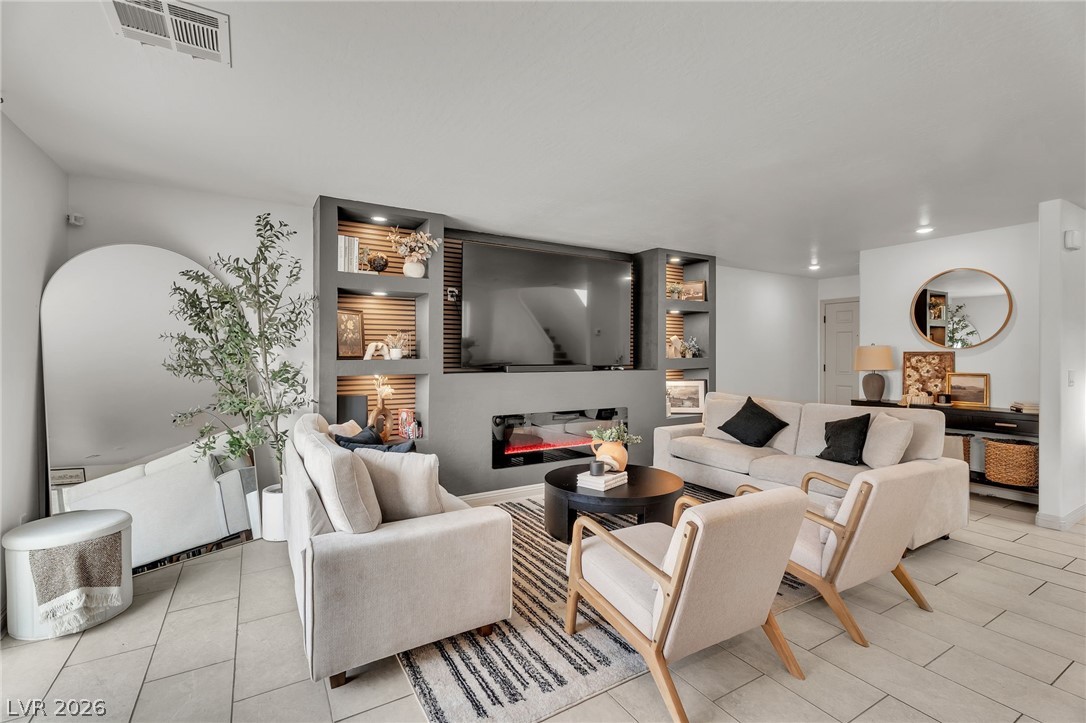 6929 Noche Calida Street