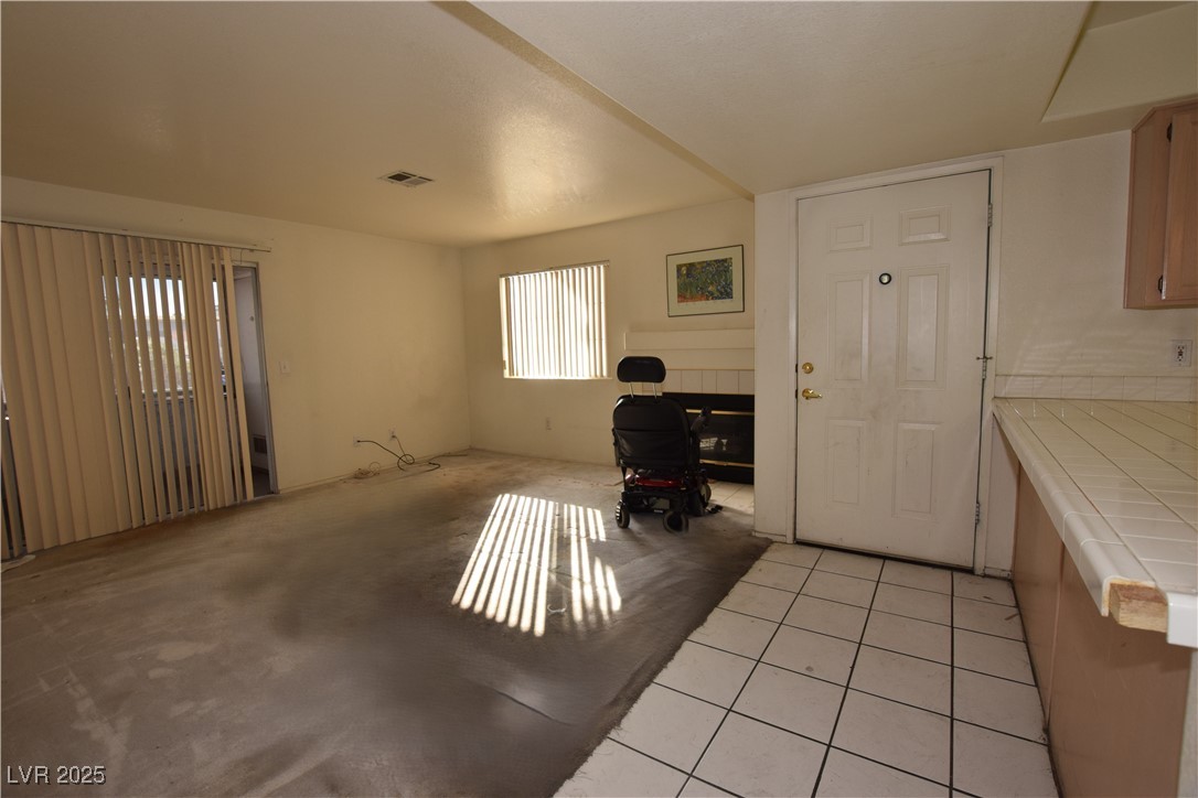 2725 S Nellis Boulevard 1040