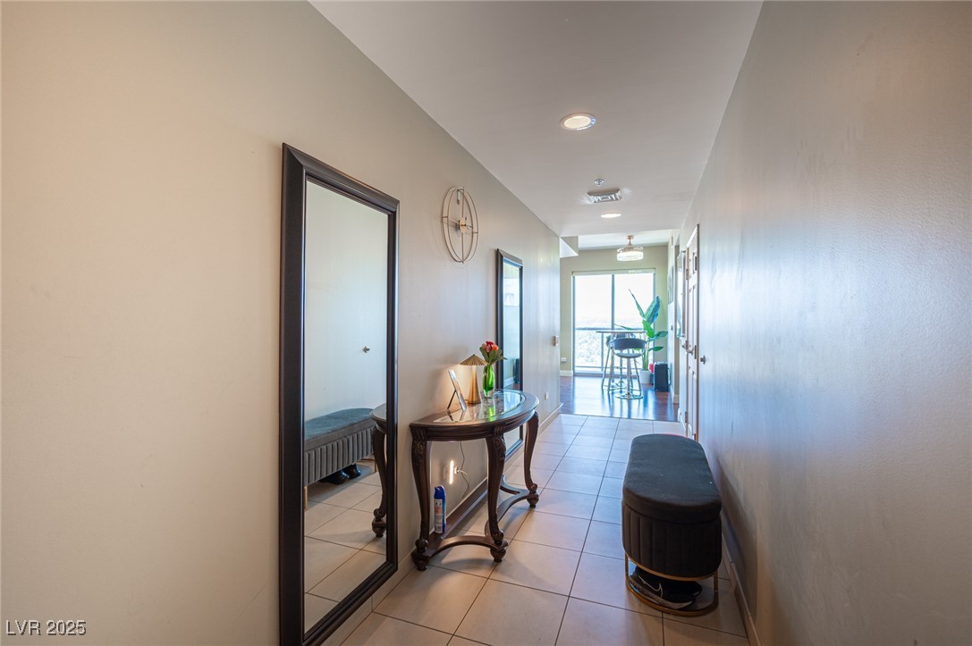 200 W Sahara Avenue 3401