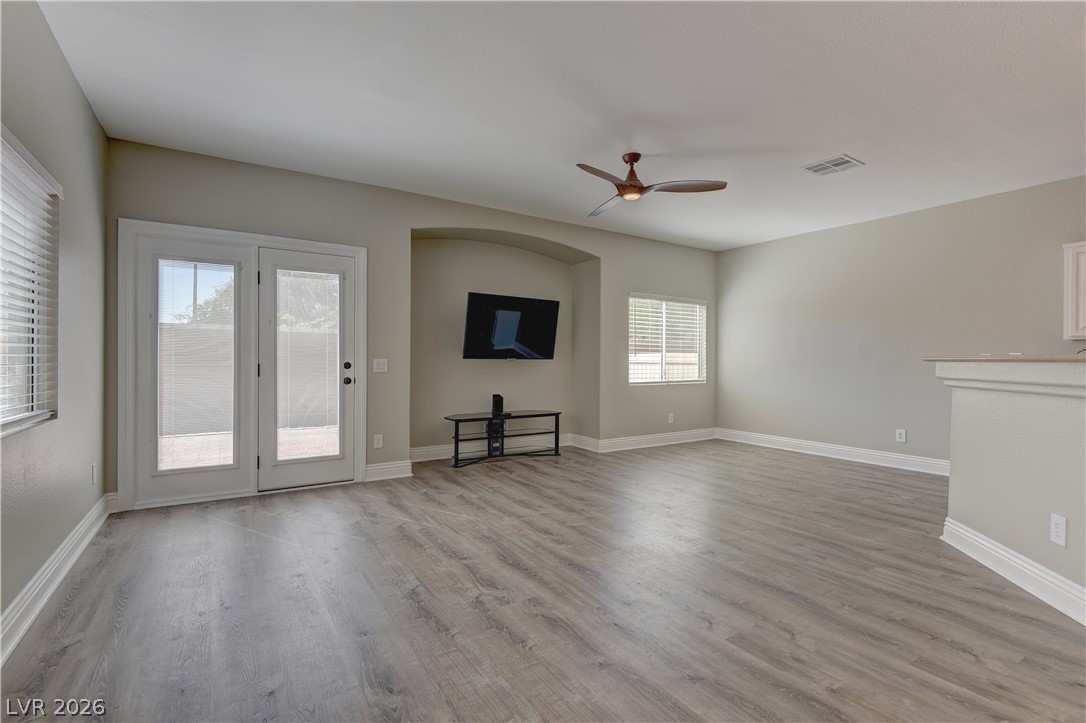 6728 Lavender Lilly Lane 3