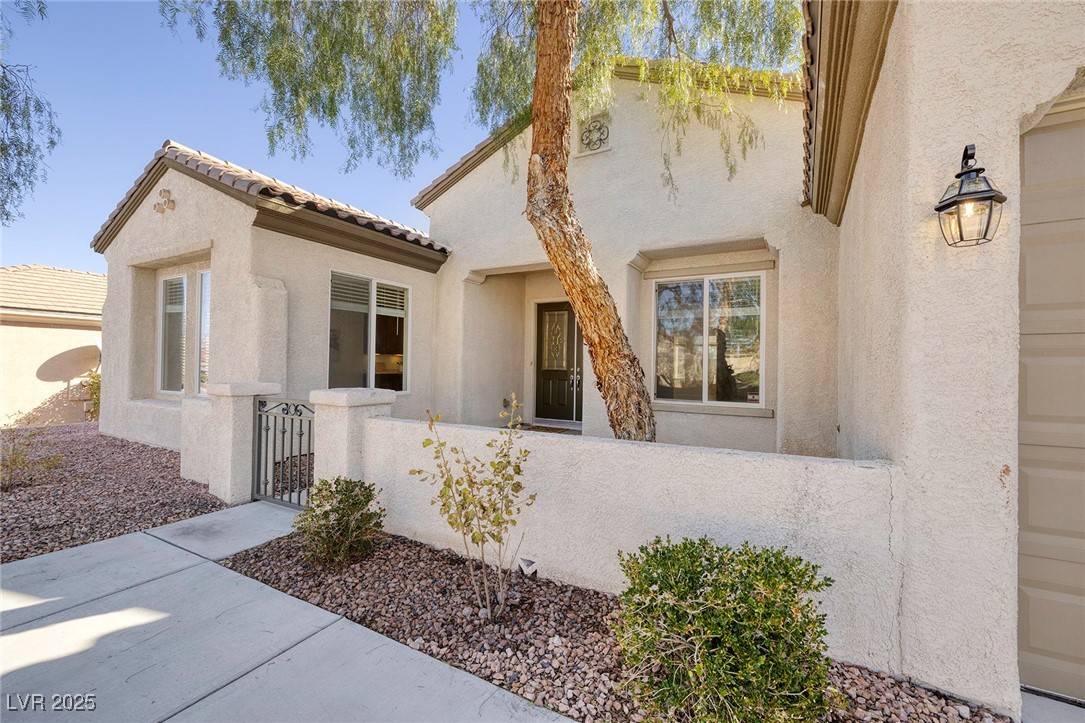 2156 Twin Falls Drive