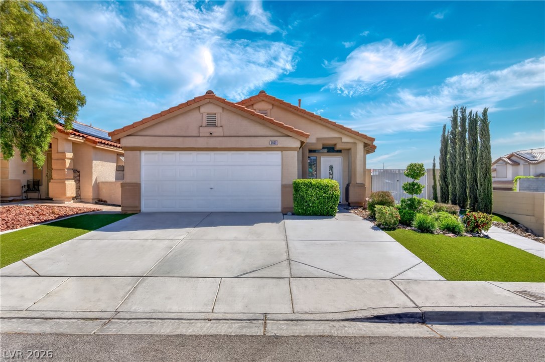 3890 Dusty Coral Street