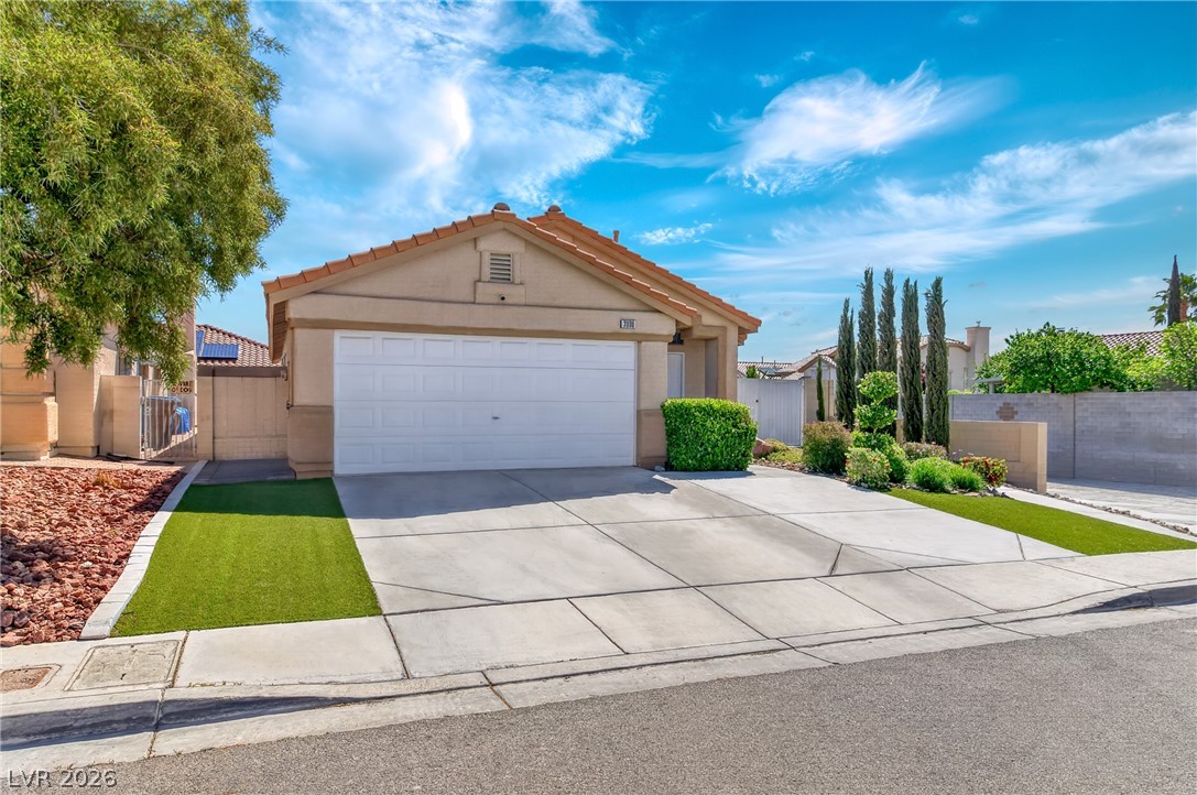 3890 Dusty Coral Street