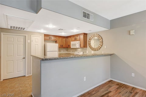Tiny photo for 50 Aura De Blanco Street #19103, Henderson, NV 89074 (MLS # 2801162)