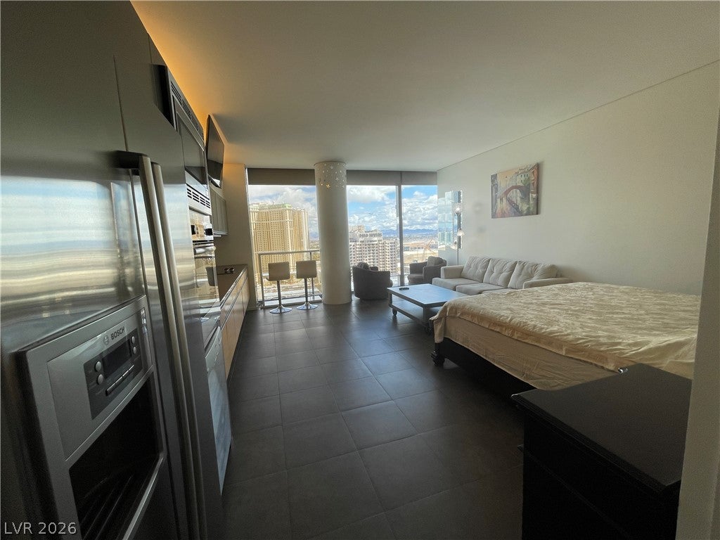 3722 Las Vegas Boulevard 1605