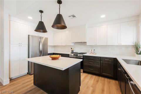 3832 Valley Drive North Las Vegas NV 89032