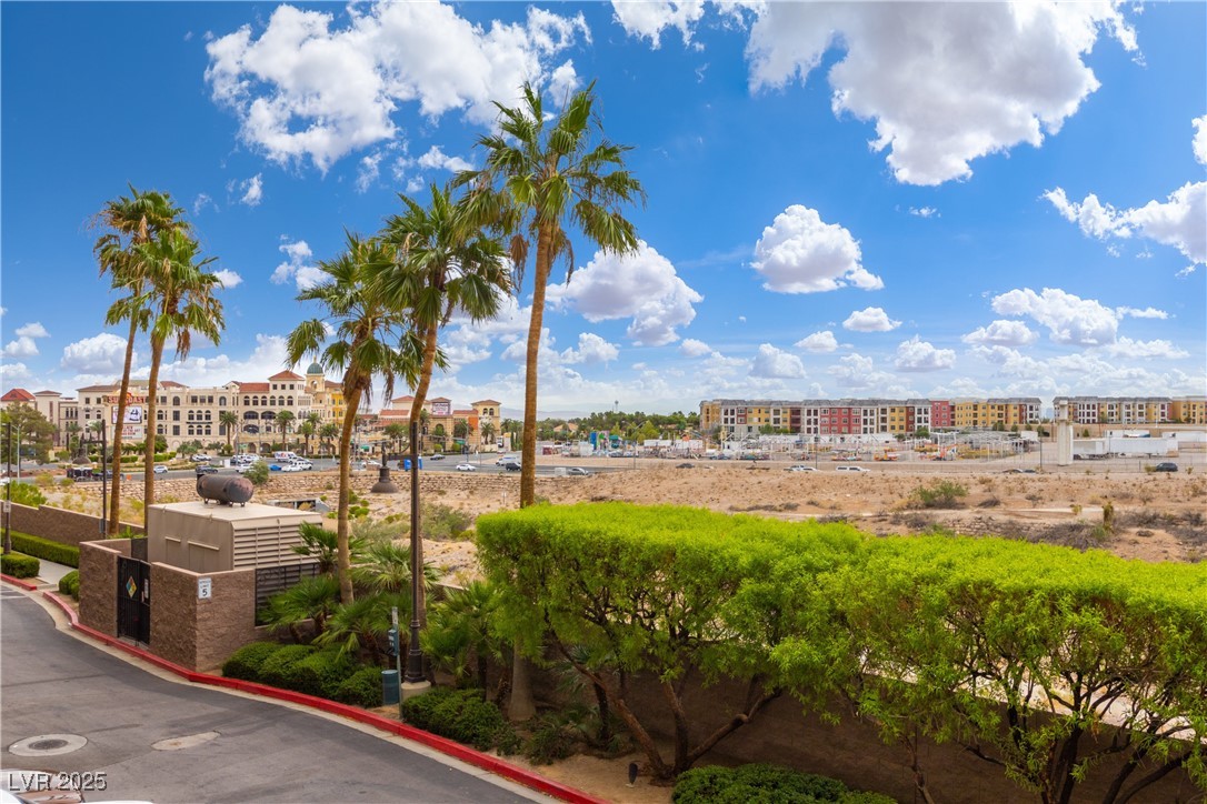 9101 Alta Drive 16