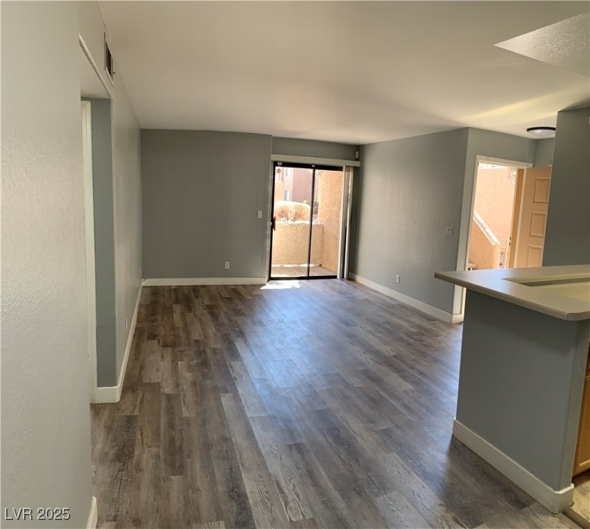 2967 Juniper Hills Boulevard #104, Las Vegas, Nevada image 6