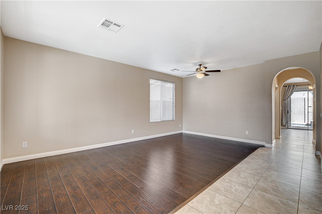 1011 Pecos River Avenue