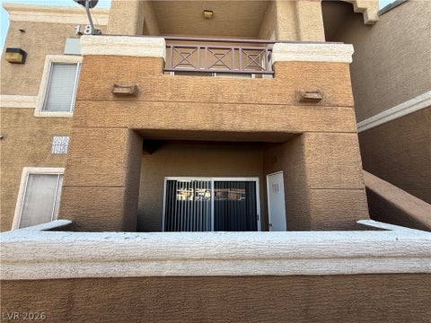 Condo For Rent - 8070 W Russell Road #1092<br/> Clark County, Las Vegas, NV 89113