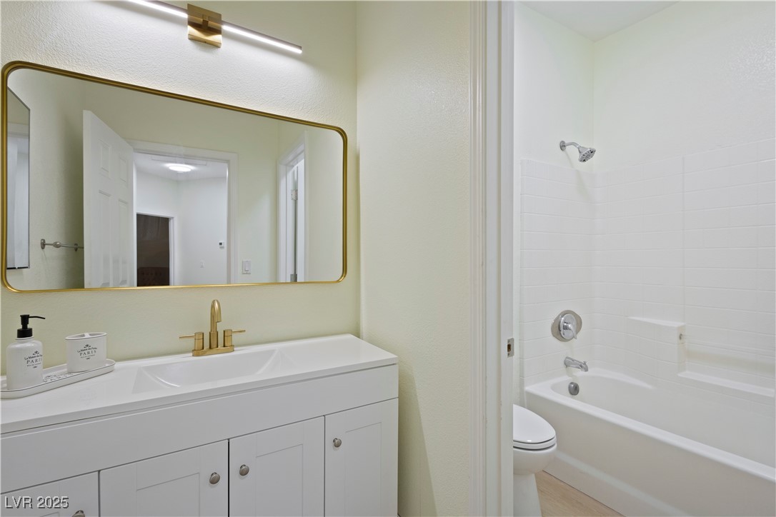 Las Vegas, Nevada 89149, United States, 3 Bedrooms Bedrooms, ,3 BathroomsBathrooms,Residential,Active,205132