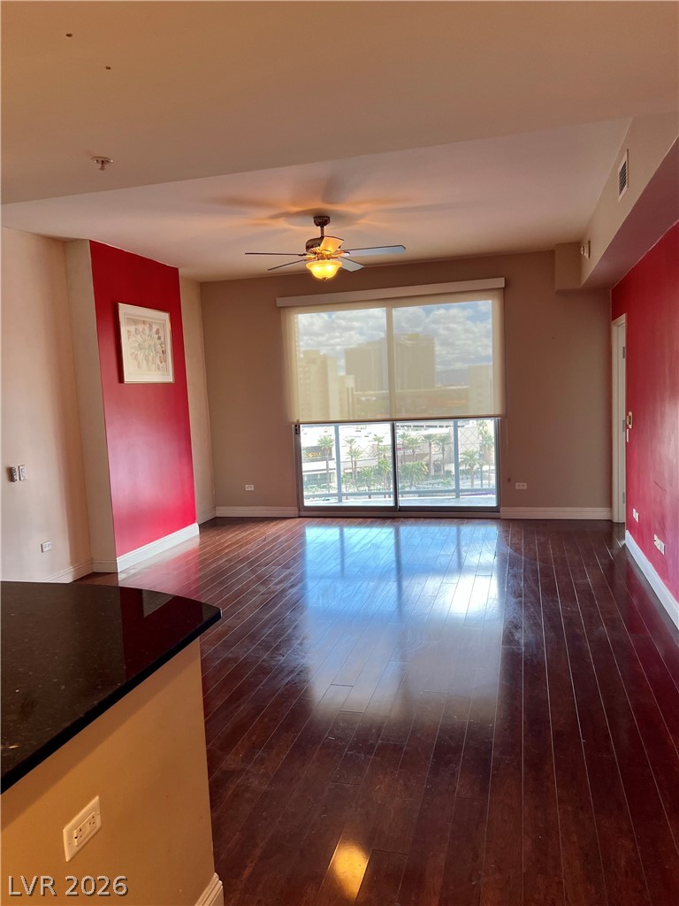 200 W Sahara Avenue 807