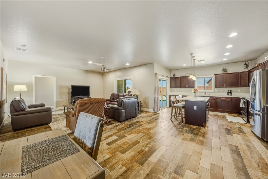 11 Weeping Willow Court