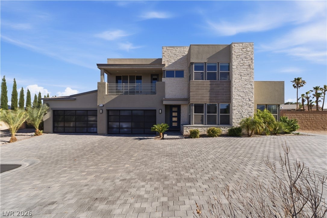 8041 Hamilton Mountain Court
