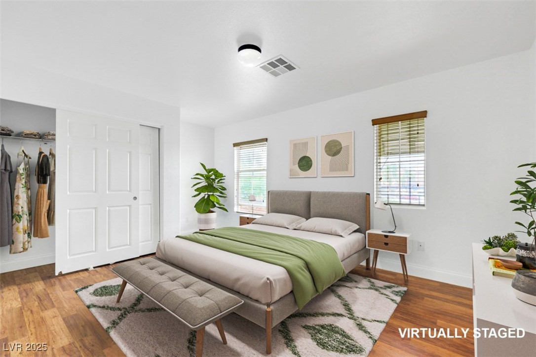 North Las Vegas, Nevada 89031, United States, 5 Bedrooms Bedrooms, ,4 BathroomsBathrooms,Residential,Pending,212137