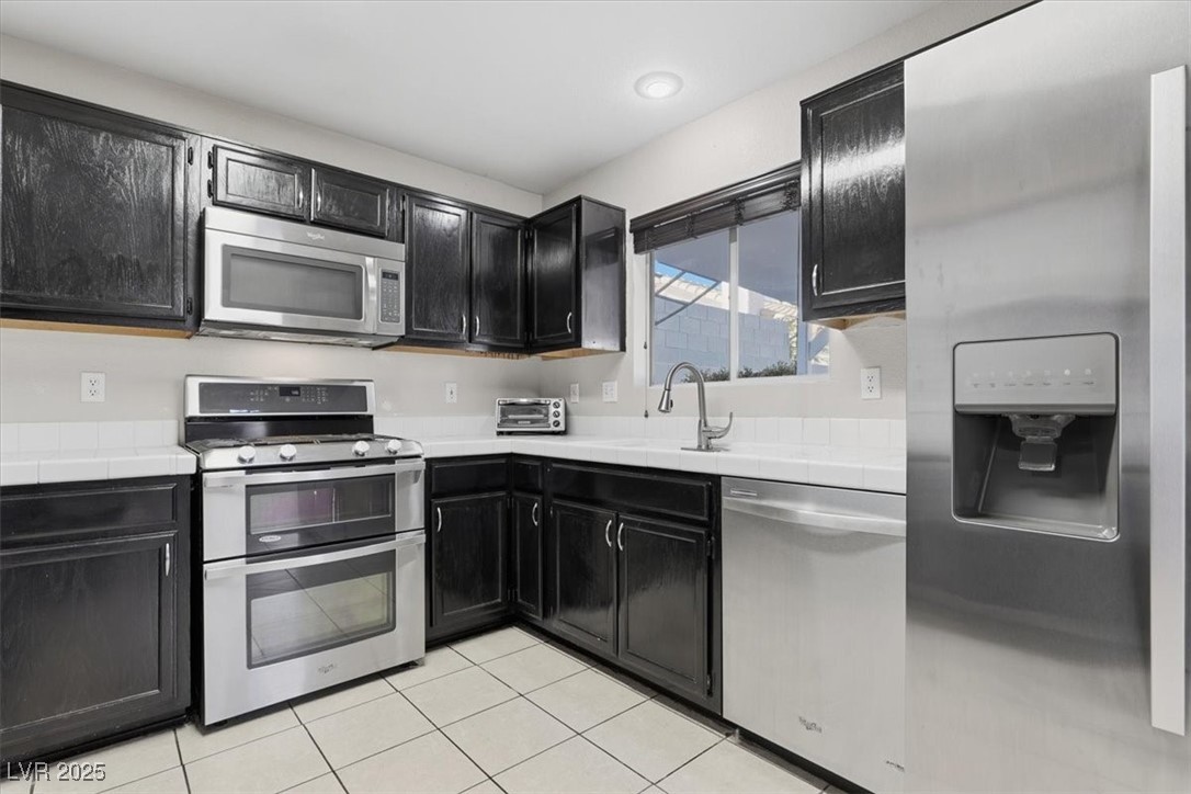 Las Vegas, Nevada 89145, United States, 3 Bedrooms Bedrooms, ,3 BathroomsBathrooms,Residential,Active,254947