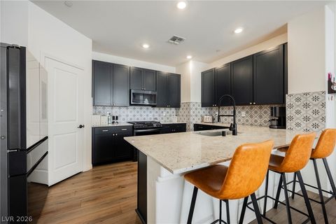 Photo of 3612 Via Allegro, Henderson, NV 89044 (MLS # 2755841)