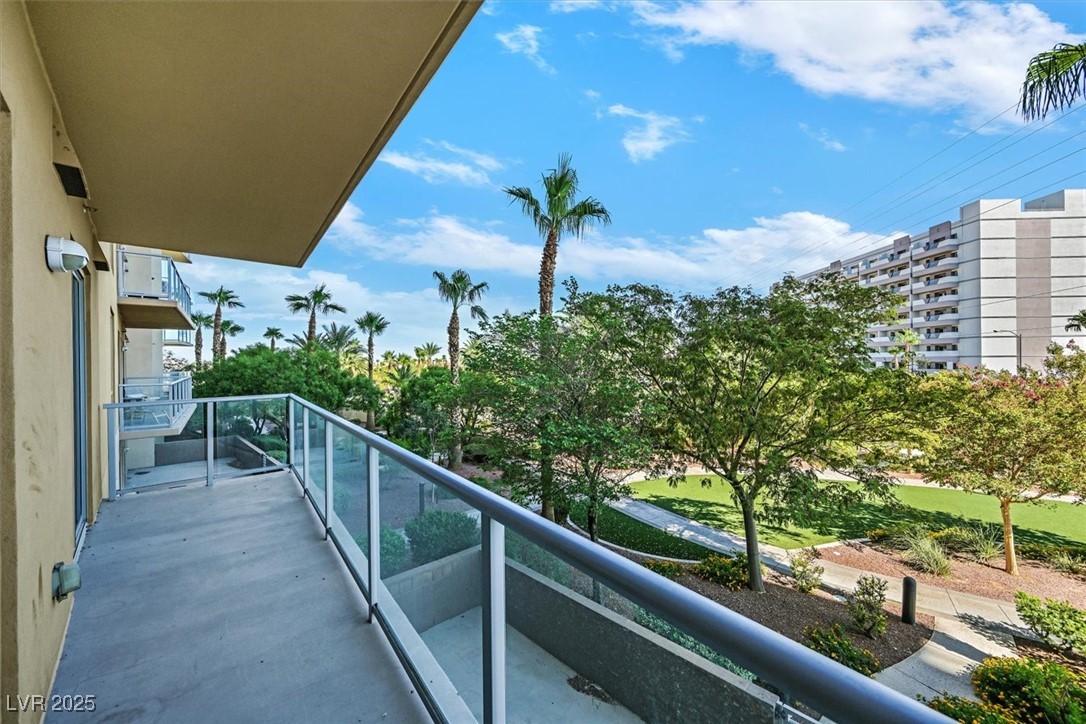 8255 Las Vegas Boulevard 217