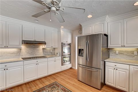Tiny photo for 3753 Meadowcrest Drive, Las Vegas, NV 89121 (MLS # 2781833)