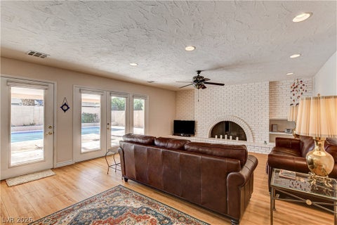 Tiny photo for 3753 Meadowcrest Drive, Las Vegas, NV 89121 (MLS # 2781833)