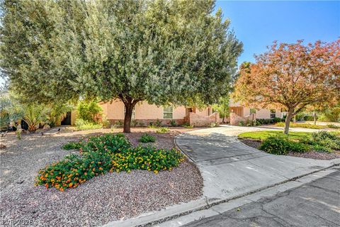 Tiny photo for 3753 Meadowcrest Drive, Las Vegas, NV 89121 (MLS # 2781833)