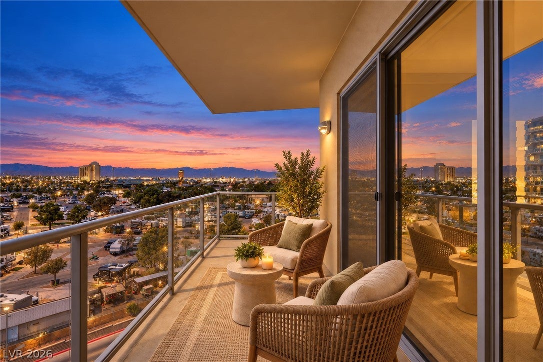 8255 Las Vegas Boulevard 722