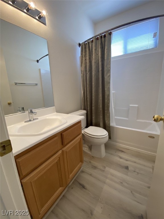 Las Vegas, Nevada 89144, United States, 3 Bedrooms Bedrooms, ,2 BathroomsBathrooms,Residential,Active,164172