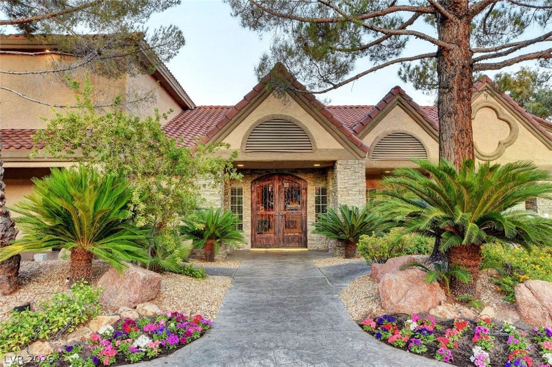 2200 S Fort Apache Road 2228