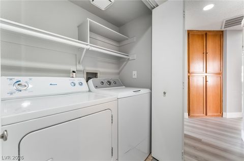 Tiny photo for 4021 Broadriver Drive, Las Vegas, NV 89108 (MLS # 2799744)
