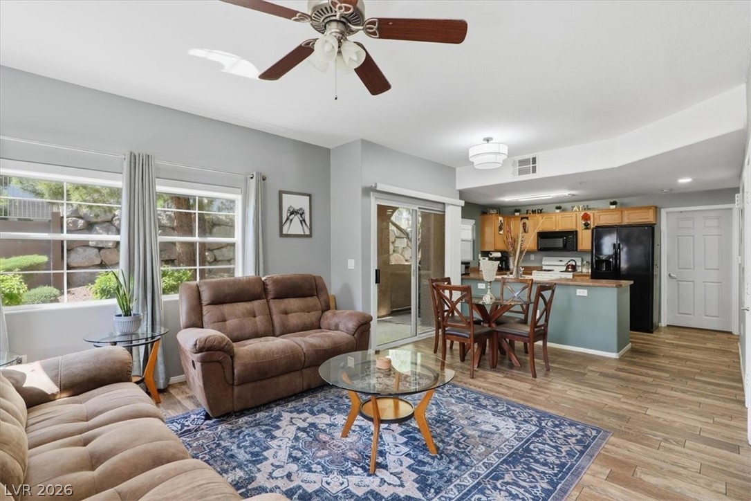 3915 Legend Hills Street 101