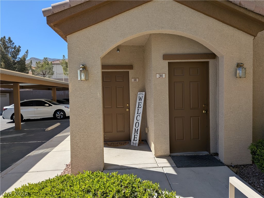 3915 Legend Hills Street 101