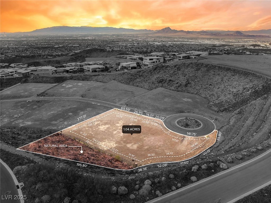11 Horseshoe Rock Court
