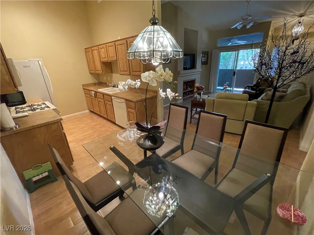 10640 Calico Mountain Avenue 203