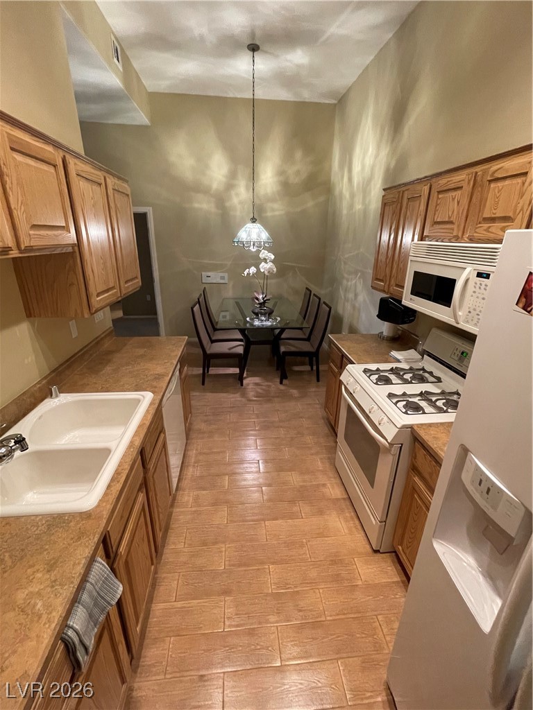 10640 Calico Mountain Avenue 203