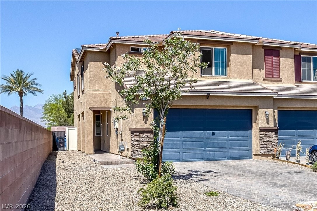 3305 Nicki Cometa Street