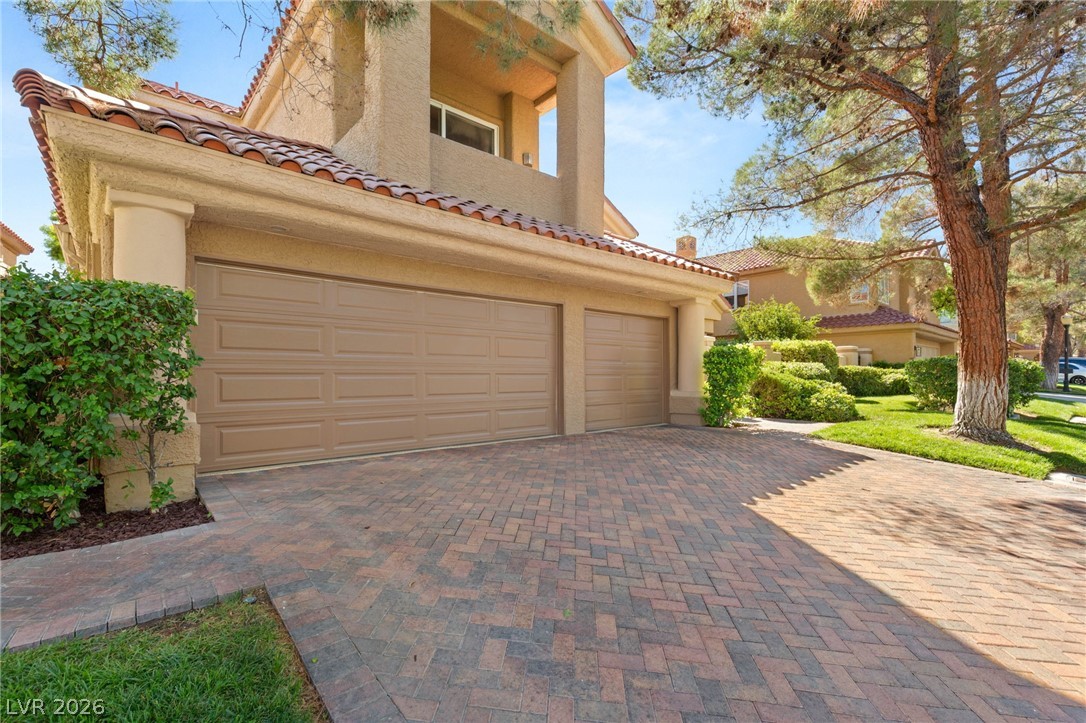 7869 Bermuda Dunes Avenue