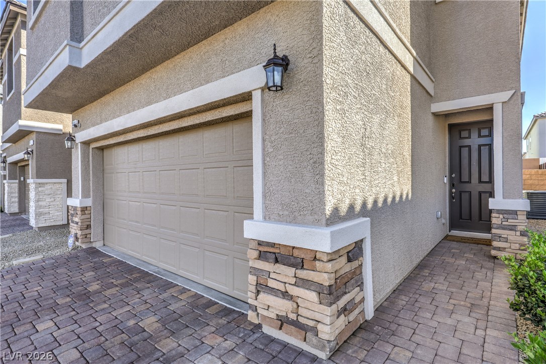 6591 Dove Point Place